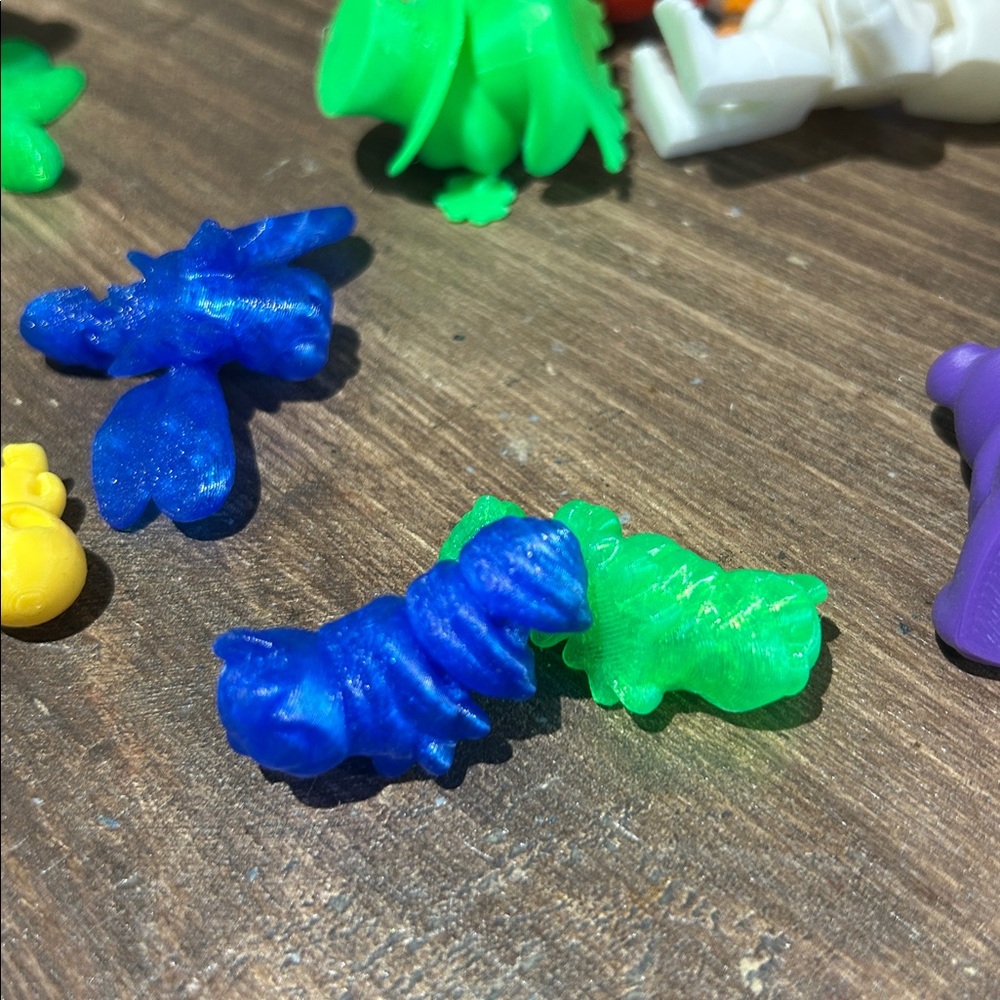 3D Printer & Rainbow Caterpillar and Assorted Colorful Kids Toy Figures New - Picture 4 of 4